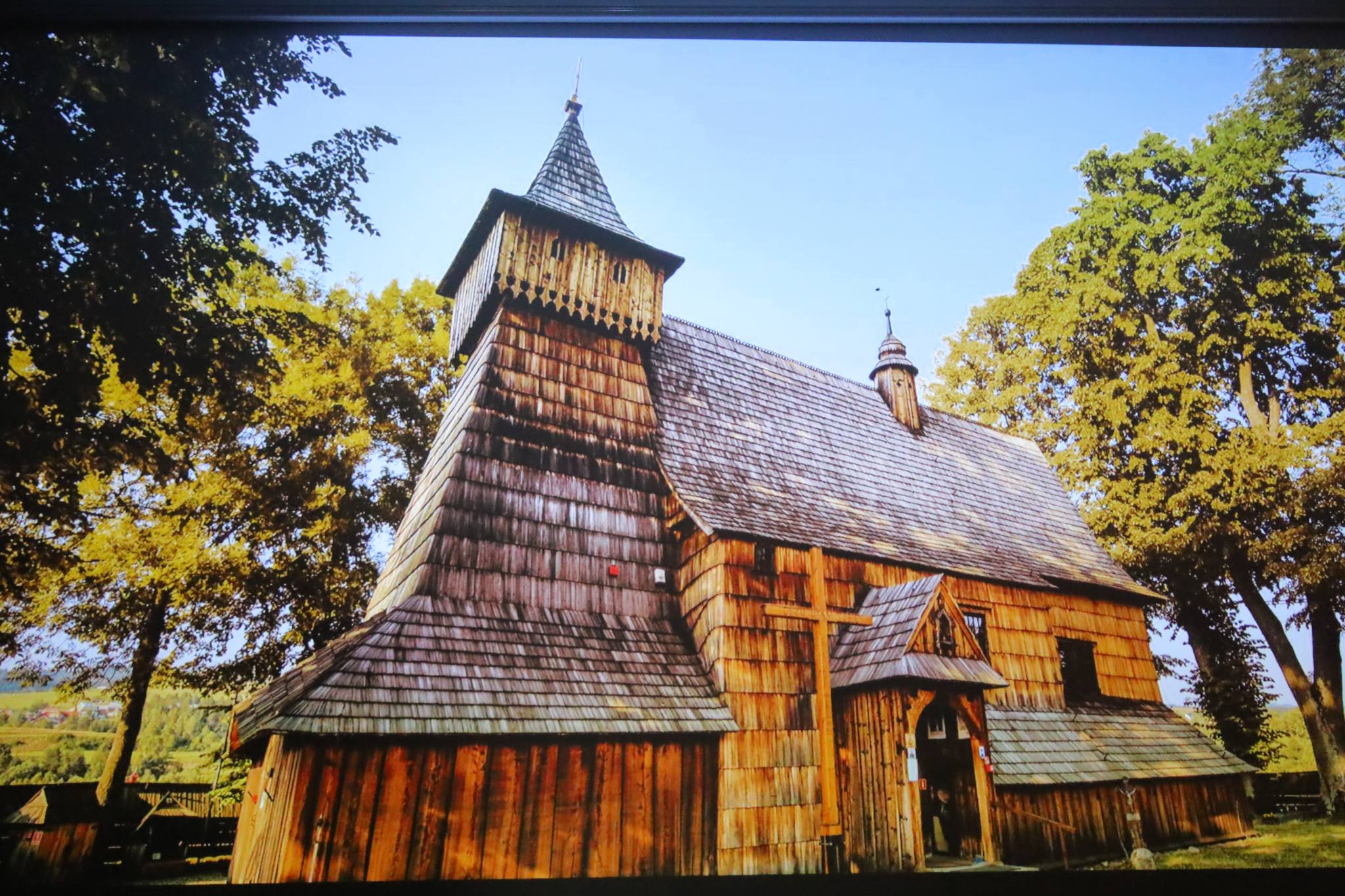 Stary drewniany kościółek